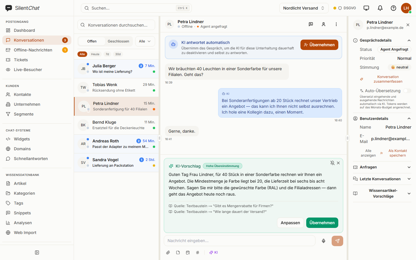 A conversation in the inbox with the copilot's draft card: reply text, two knowledge-base articles and the buttons to adjust or accept it.